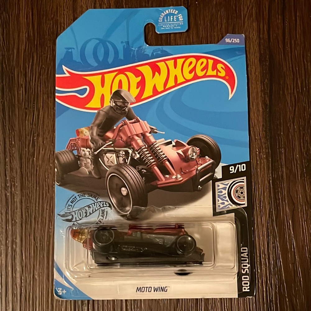Moto Wing Rod Squad Hot Wheels 2020